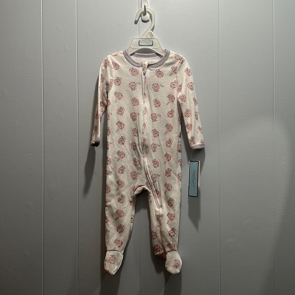 NWT Weeplay 6-9 mos Lion Sleeper